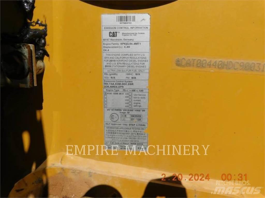 CAT 440-07 4EO Backhoe loaders