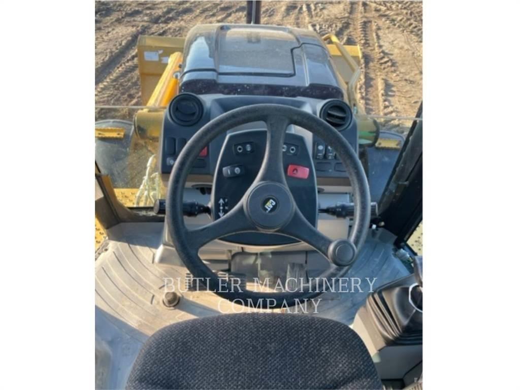 CAT 450F Backhoe loaders