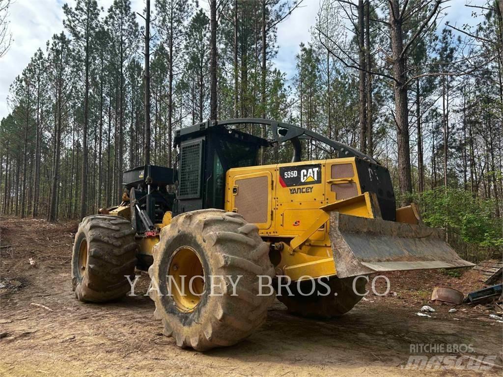 CAT 535D Skidders