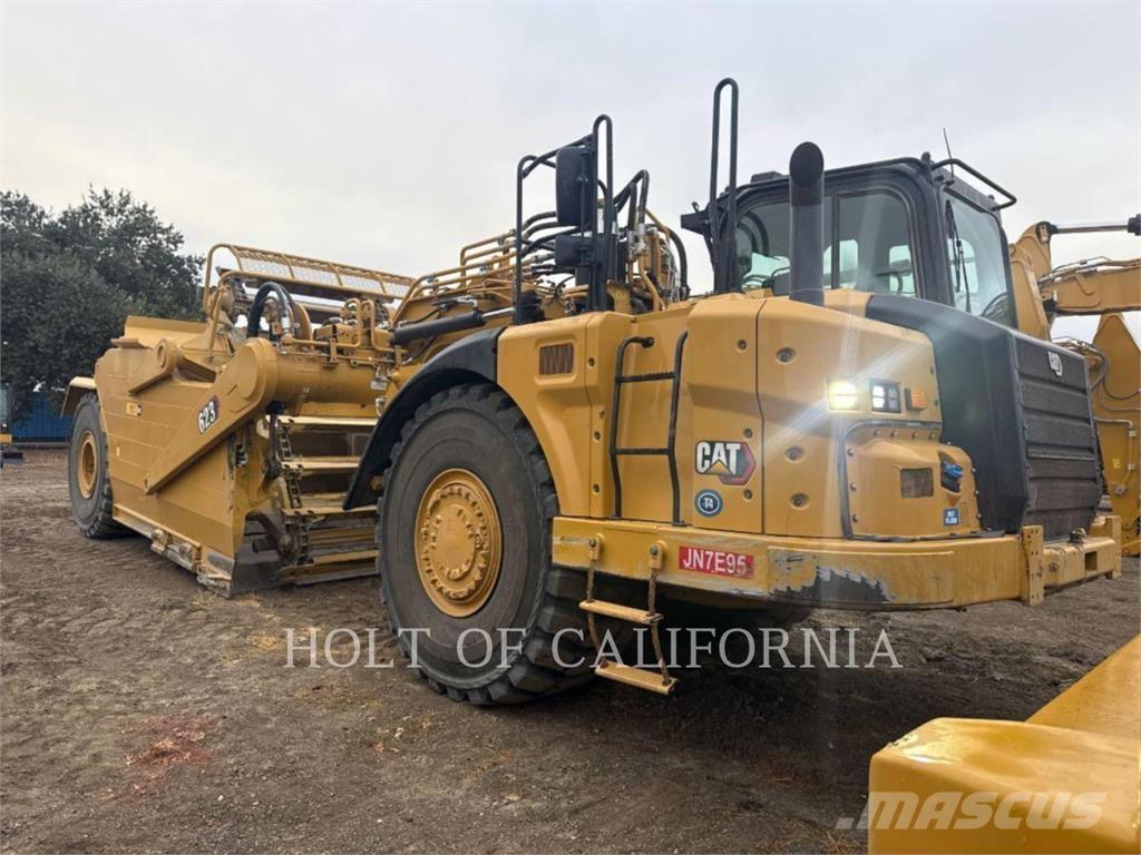 CAT 623 Scrapers