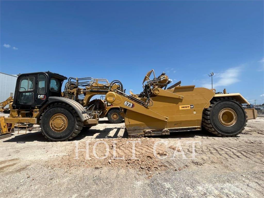 CAT 623K Scrapers