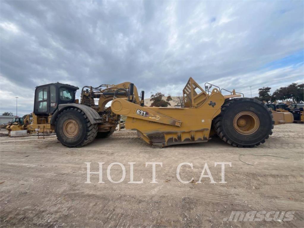 CAT 631 Scrapers