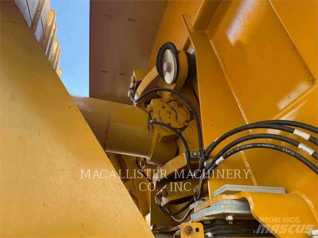 CAT 740 EJECTOR Articulated Dump Trucks (ADTs)