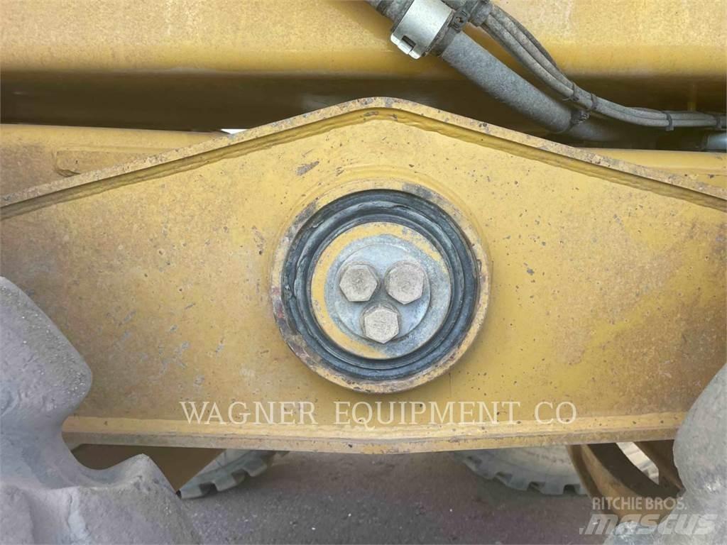 CAT 740B WT Water tankers
