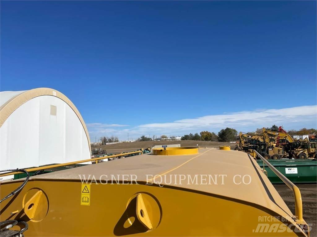 CAT 740B WT RB Water tankers