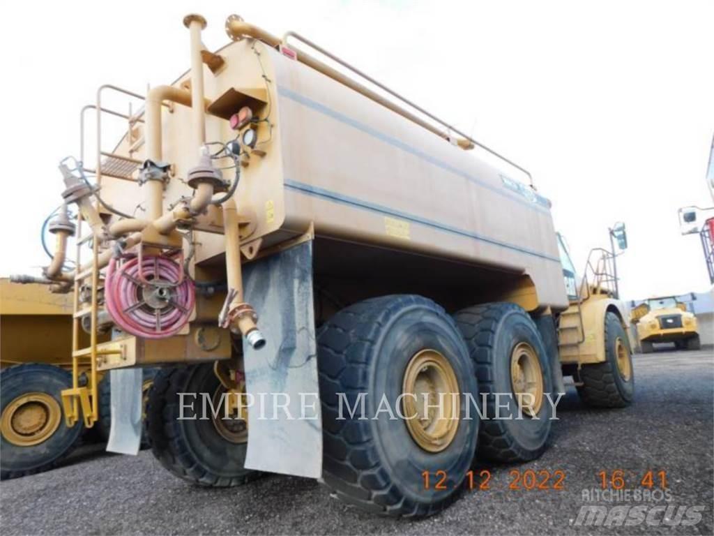 CAT 745C WT Water tankers