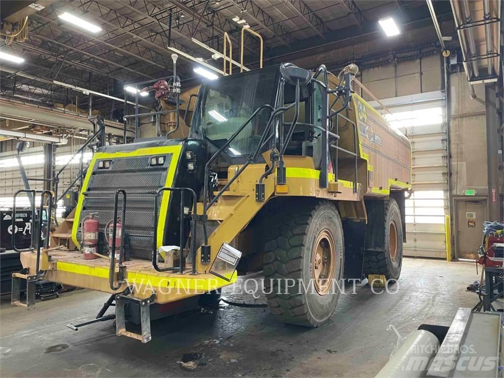CAT 773F WT Water tankers