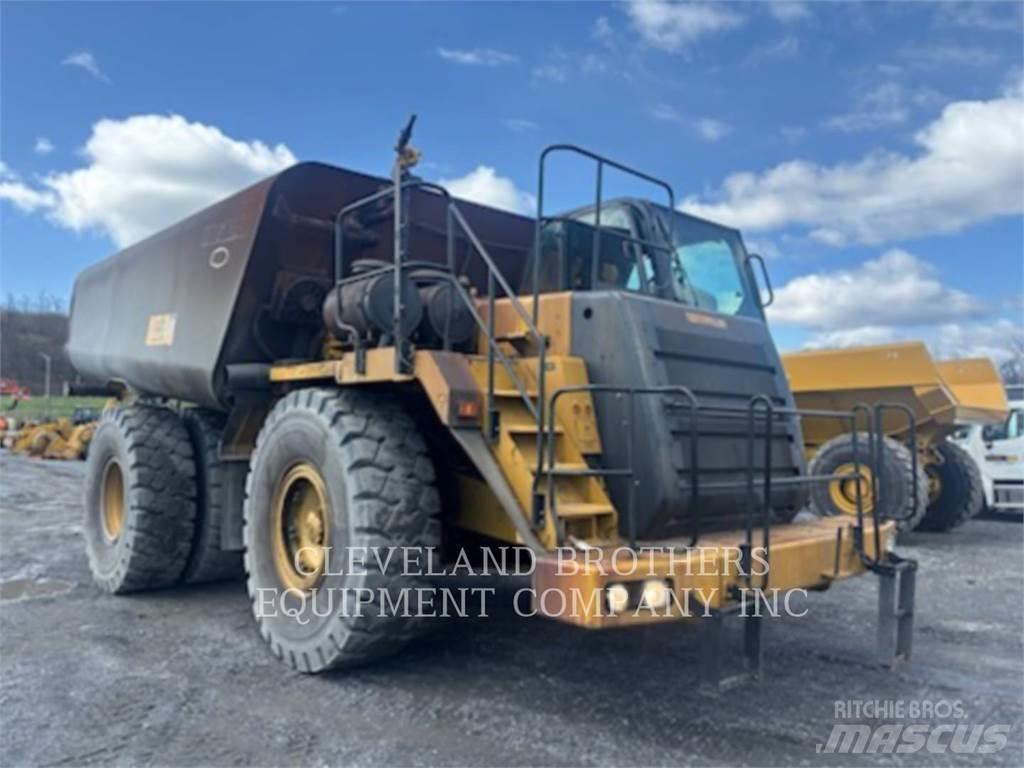 CAT 775F WW Water tankers