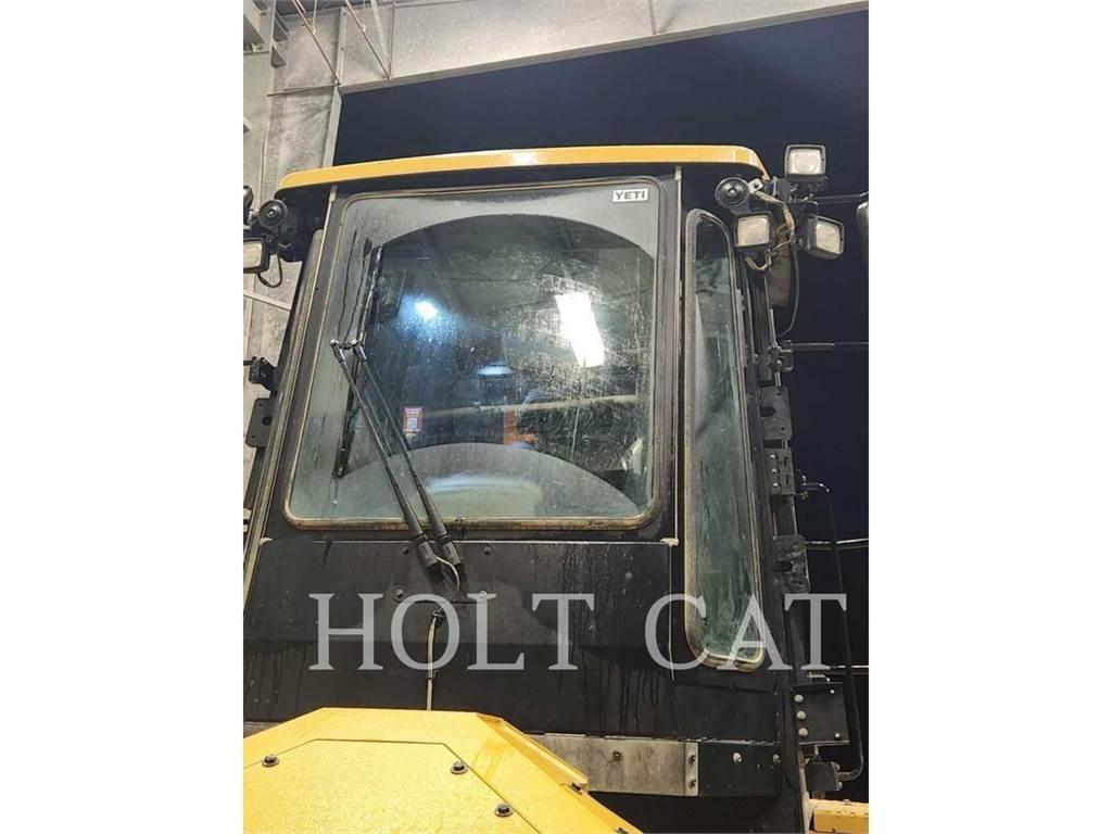 CAT 815 Soil compactors