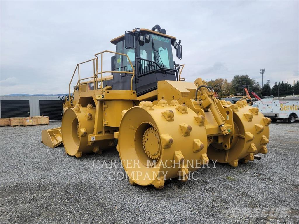 CAT 826H Soil compactors