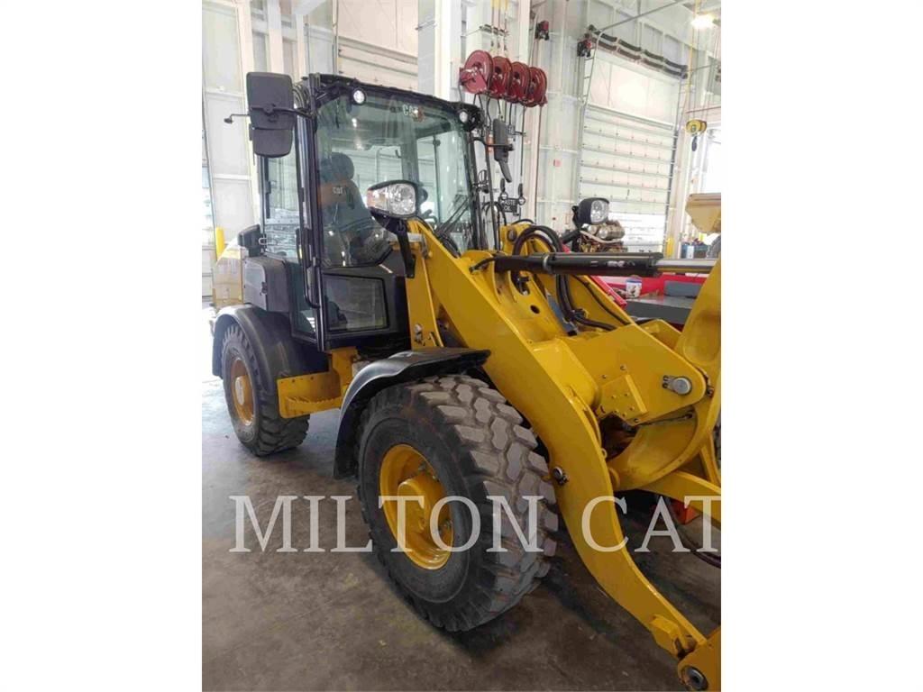 CAT 906 Wheel loaders