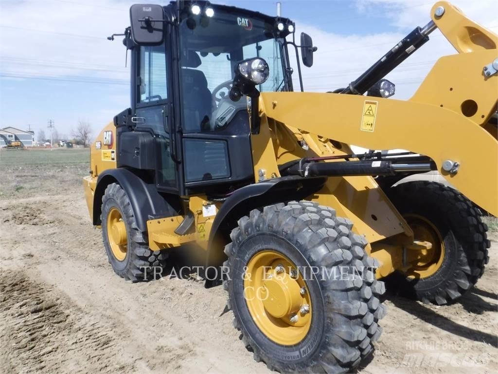CAT 906 Wheel loaders