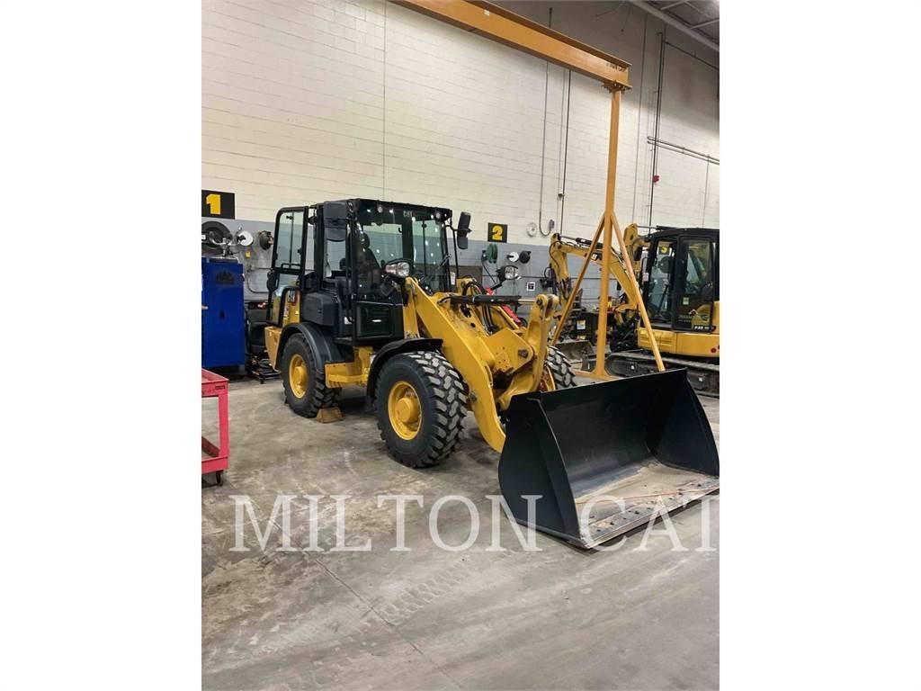 CAT 906 Wheel loaders