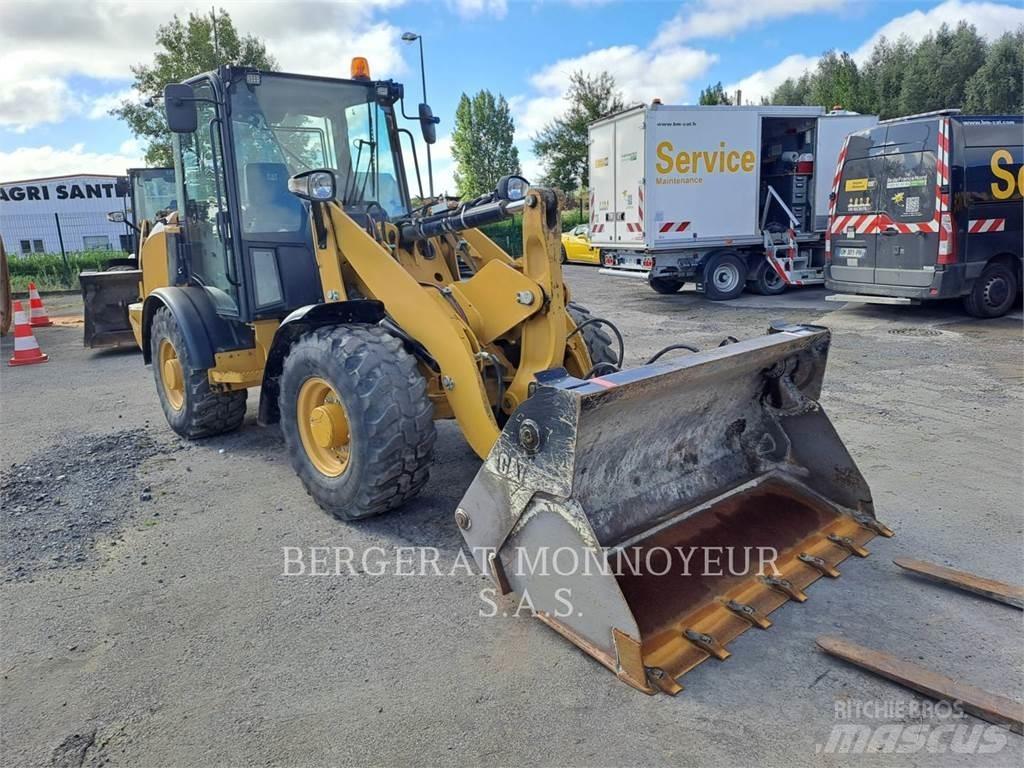 CAT 906M Wheel loaders