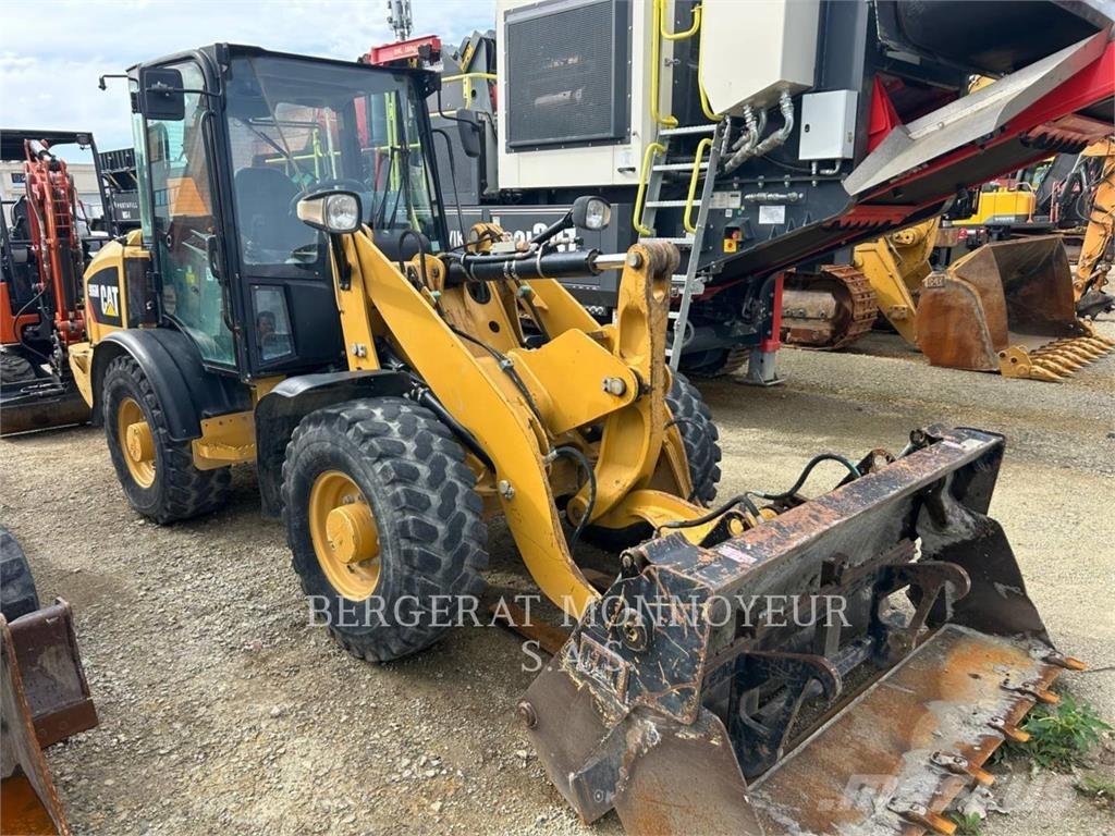 CAT 906M Wheel loaders