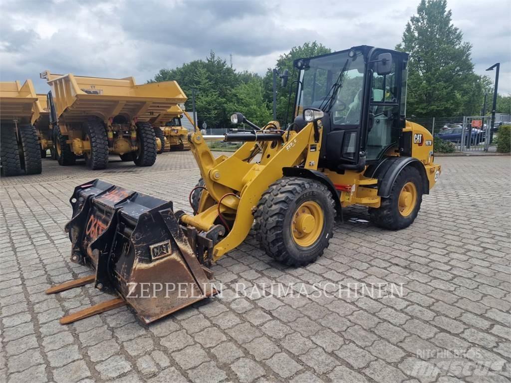 CAT 907M Wheel loaders