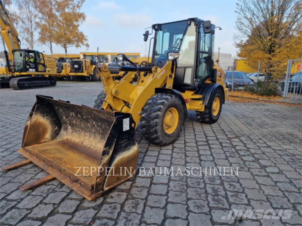 CAT 907M Wheel loaders
