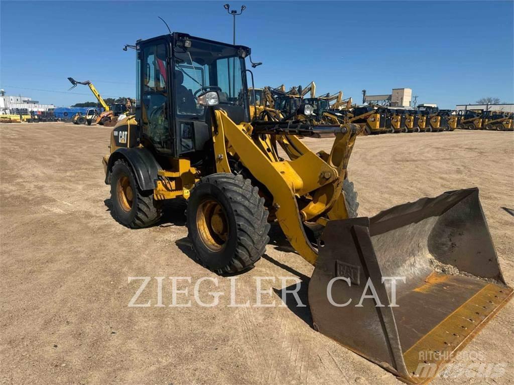 CAT 908H2 Wheel loaders