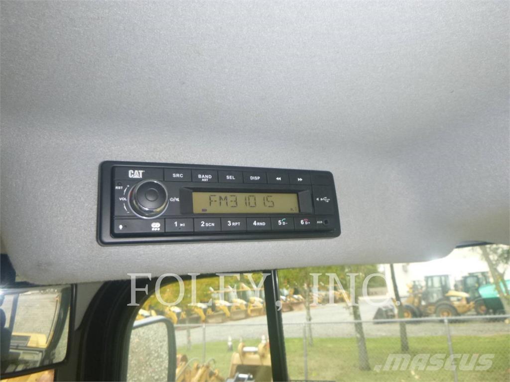 CAT 908M Wheel loaders