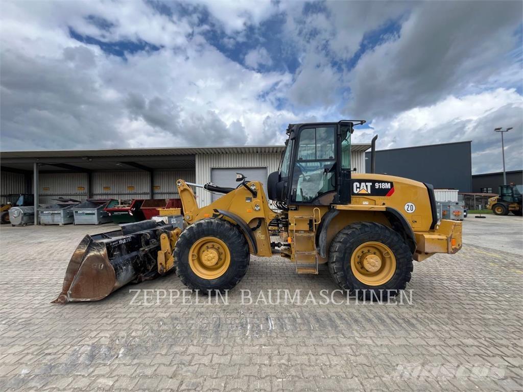 CAT 918M Wheel loaders