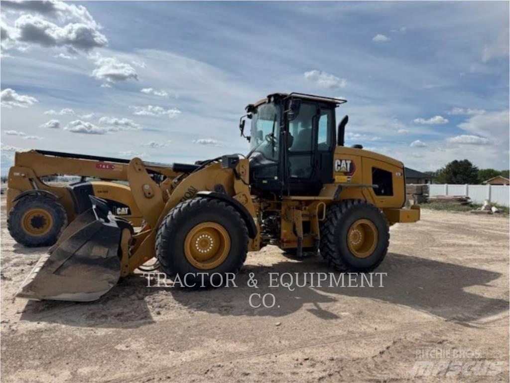 CAT 926 Wheel loaders