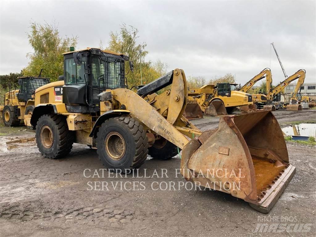 CAT 926M Wheel loaders