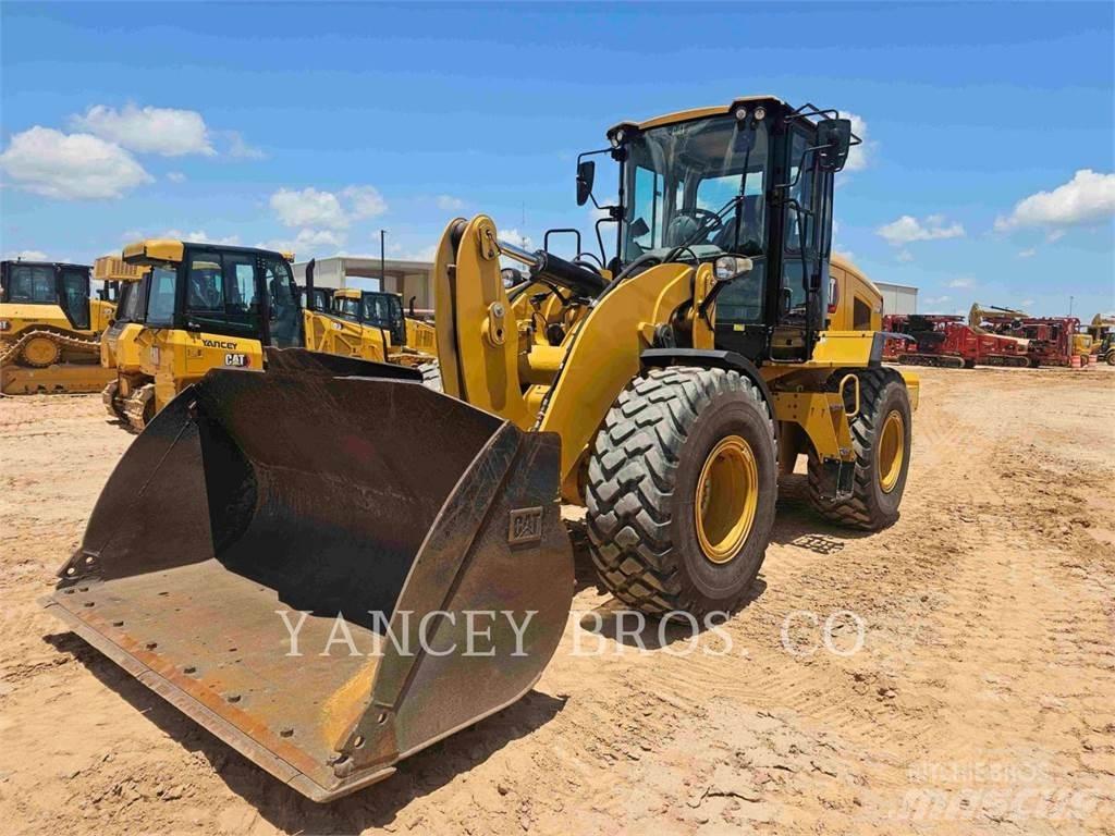 CAT 926M Wheel loaders