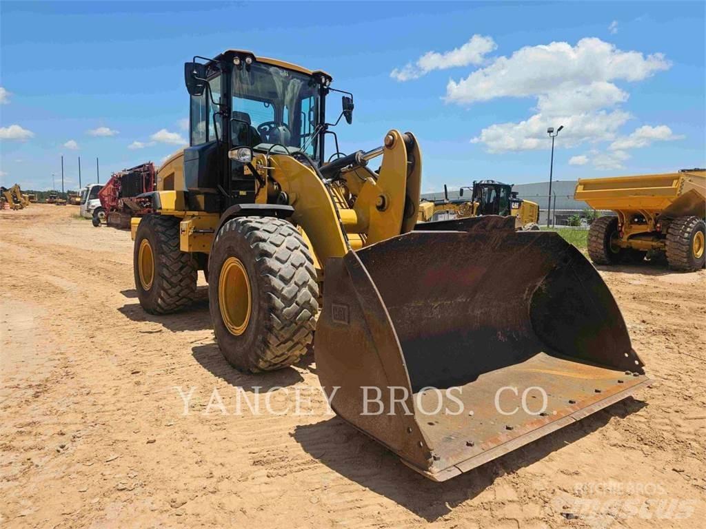 CAT 926M Wheel loaders