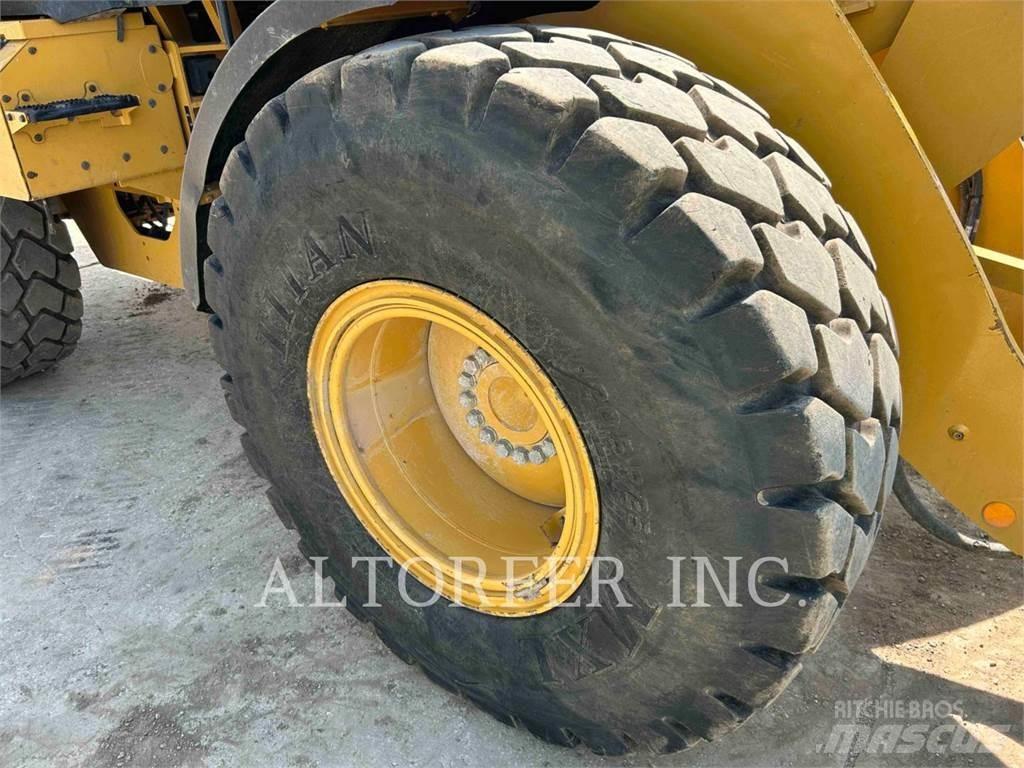 CAT 926M Wheel loaders