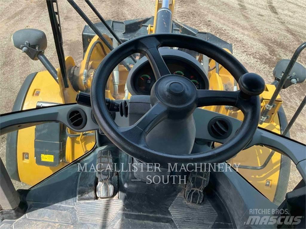 CAT 926M Wheel loaders