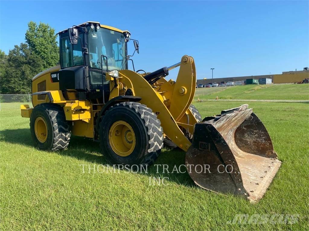 CAT 926M Wheel loaders