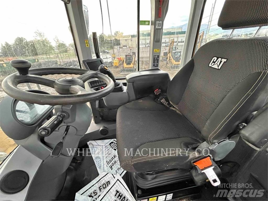 CAT 926M QC Wheel loaders