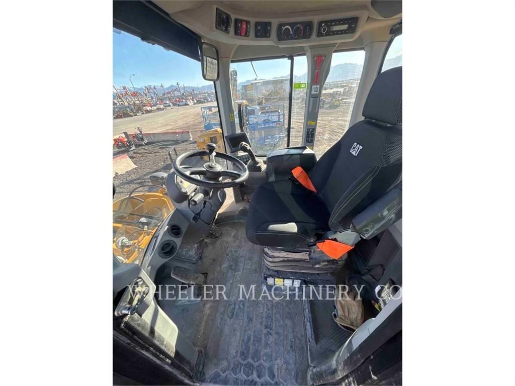 CAT 926M QC Wheel loaders