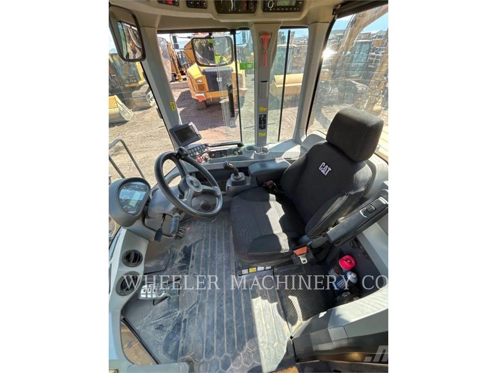 CAT 926M QC Wheel loaders