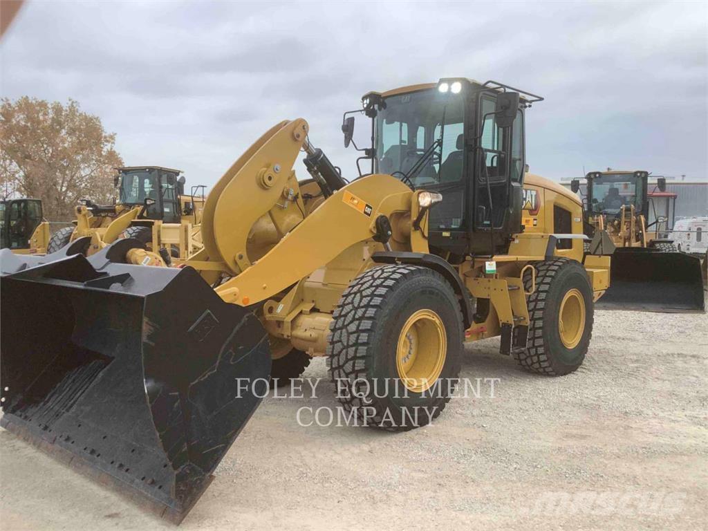 CAT 930M Wheel loaders