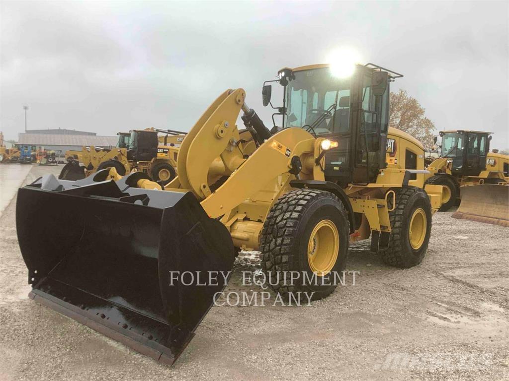 CAT 930M Wheel loaders