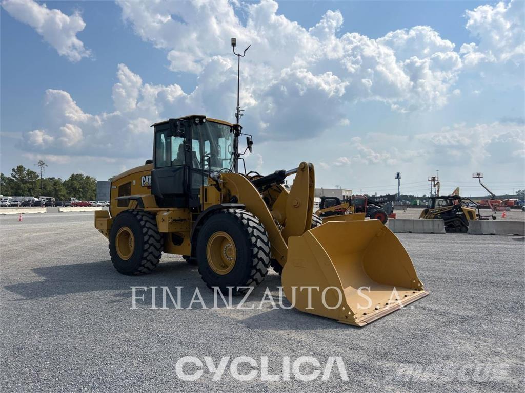 CAT 930M Wheel loaders