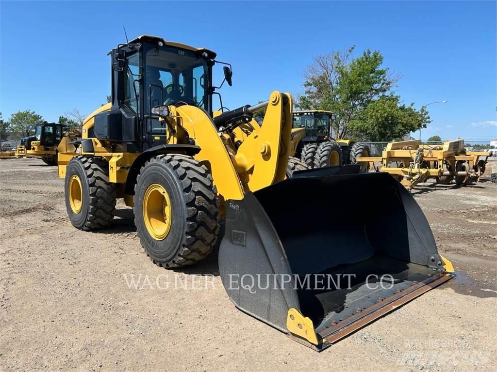 CAT 938 Wheel loaders
