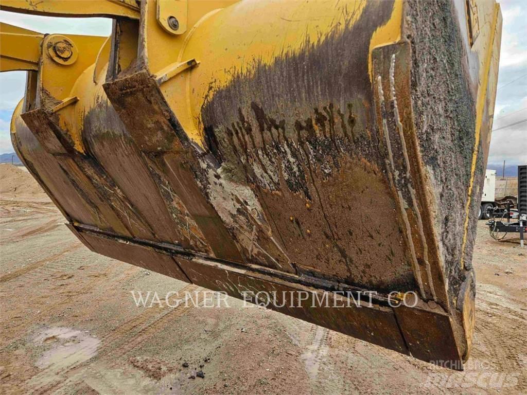 CAT 938M Wheel loaders