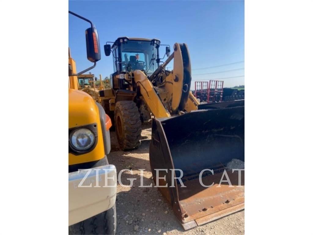 CAT 938M Wheel loaders