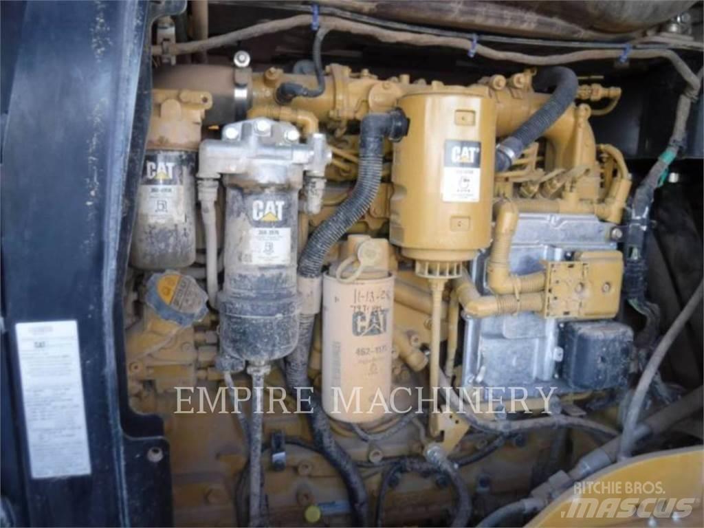 CAT 938M Wheel loaders