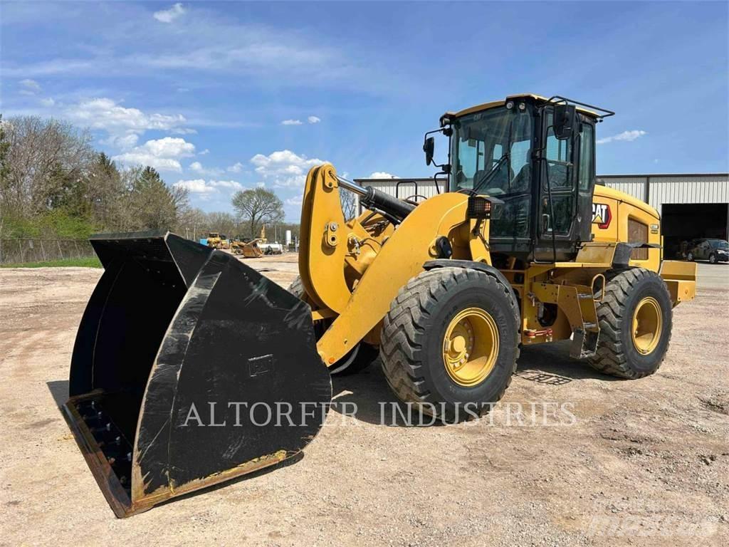 CAT 938M Wheel loaders
