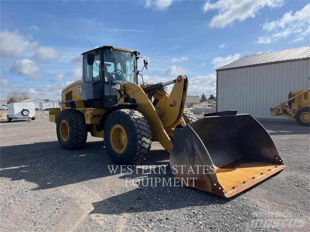 CAT 938M Wheel loaders