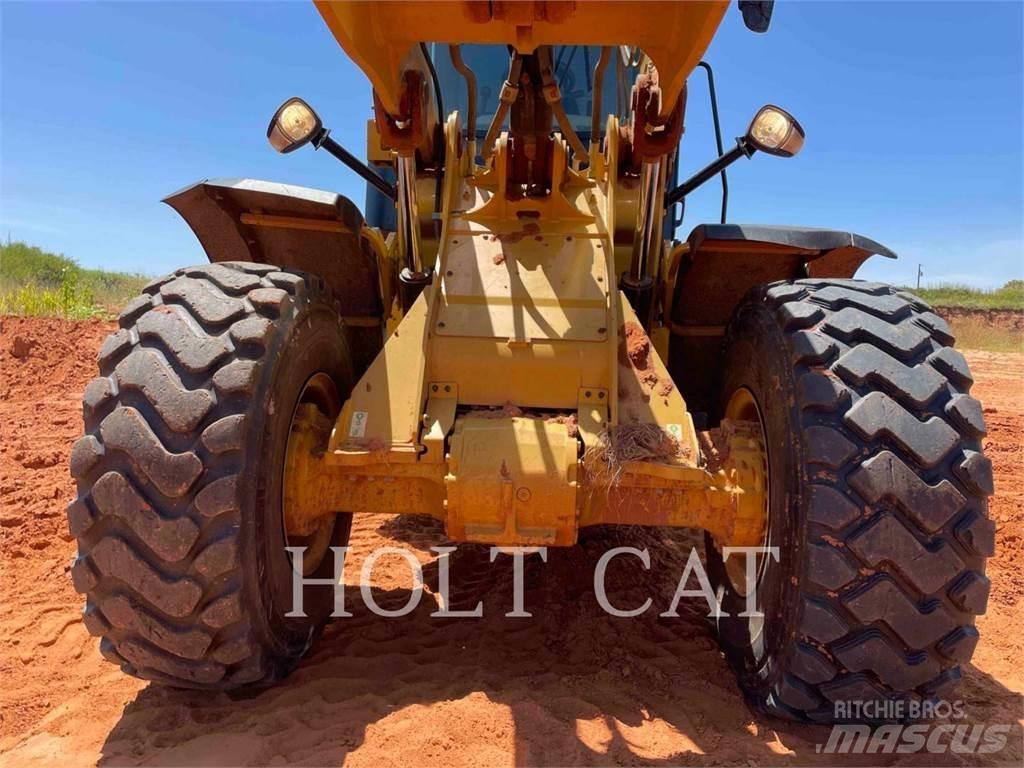 CAT 938M Wheel loaders