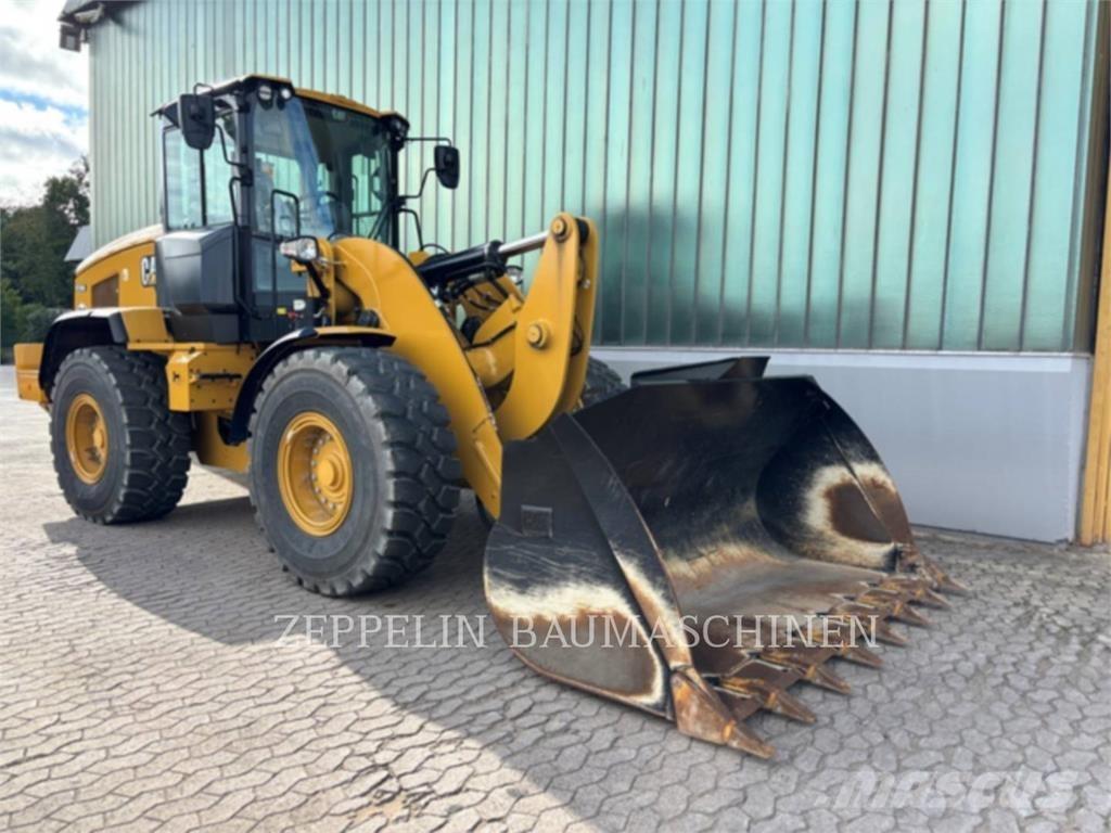 CAT 938M Wheel loaders