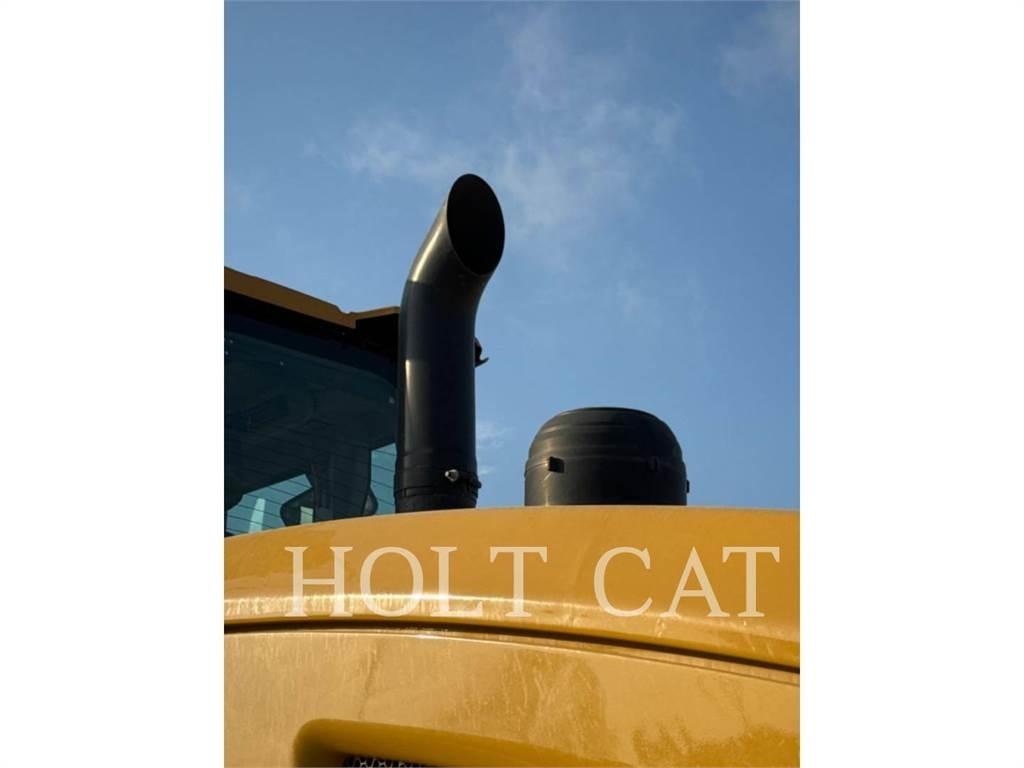 CAT 938M QC Wheel loaders