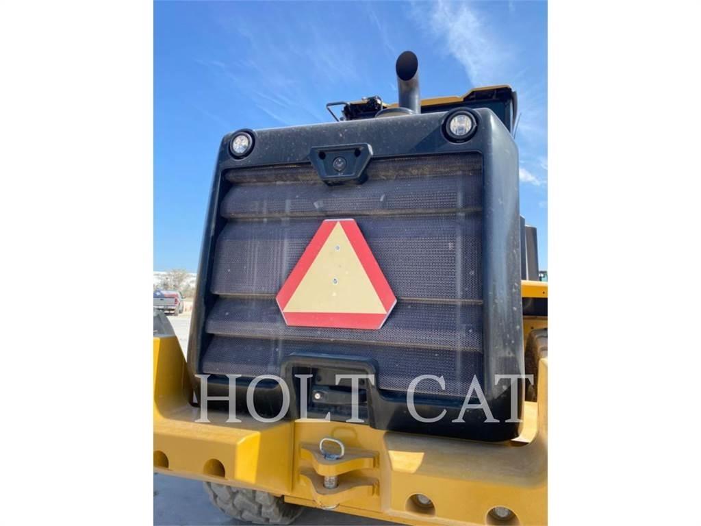 CAT 938M QC Wheel loaders