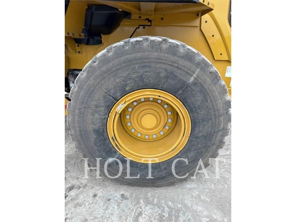 CAT 938M QC Wheel loaders