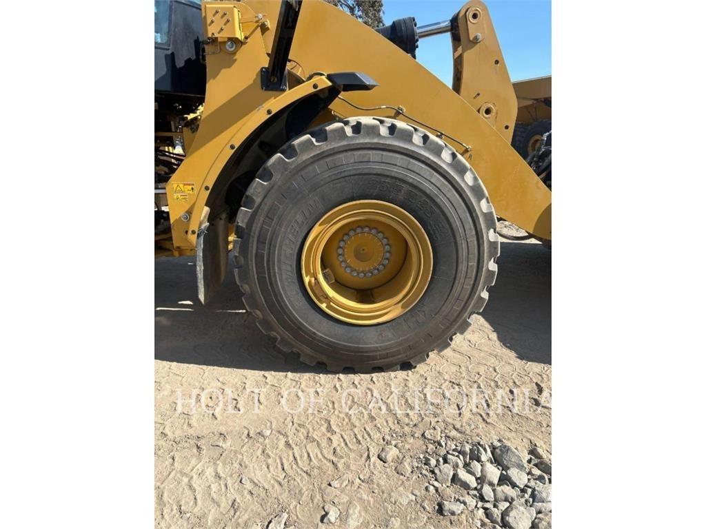 CAT 950M Wheel loaders