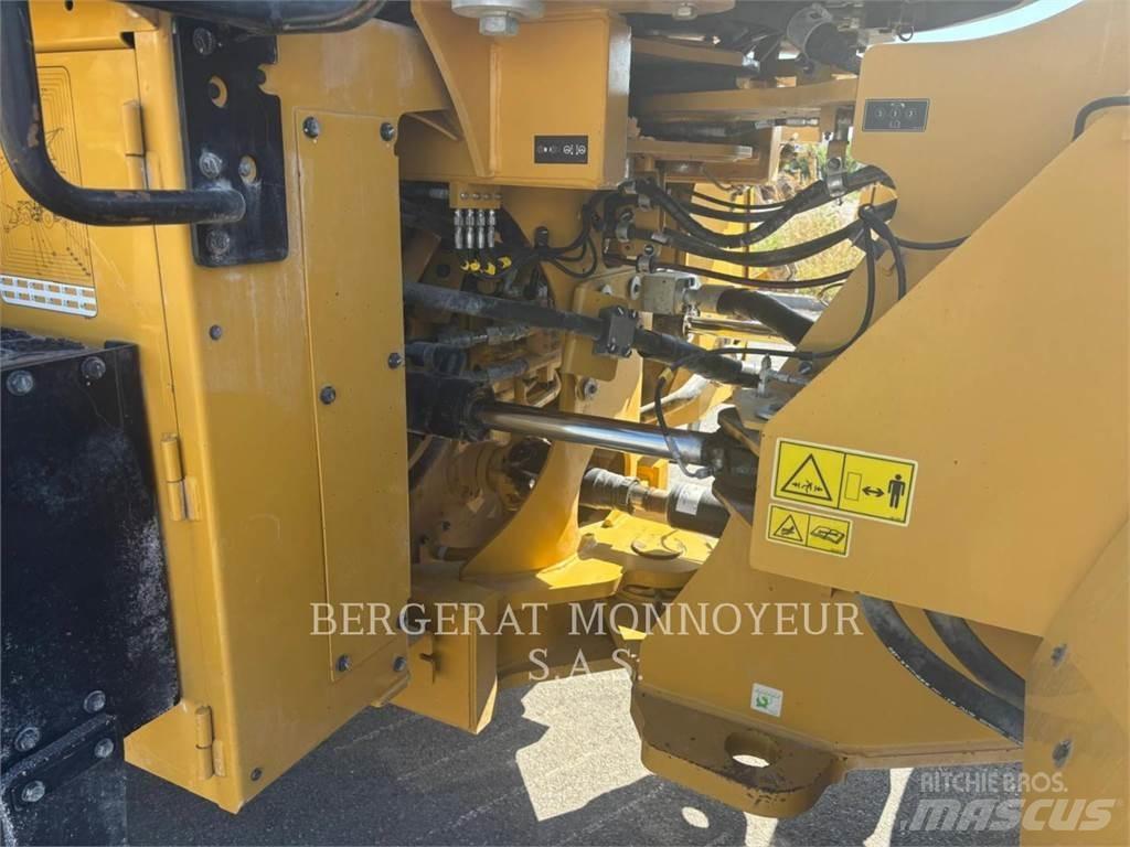 CAT 966 Wheel loaders